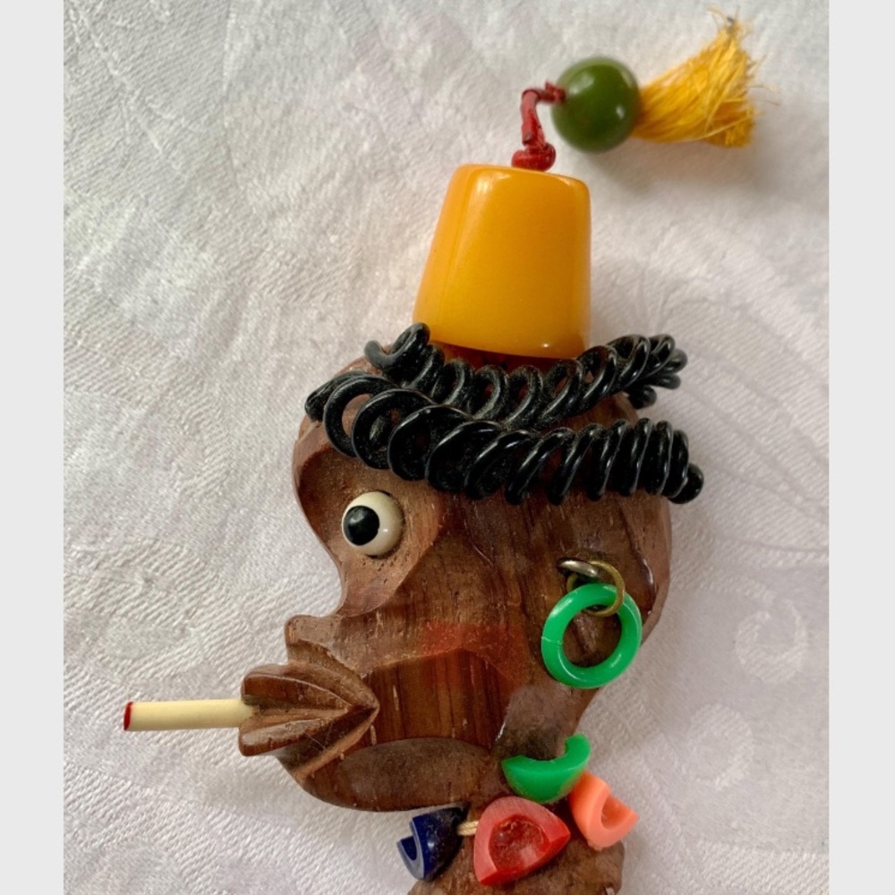 Vintage Bakelite Brooch 1940’s African Profile Fez Cigarette
